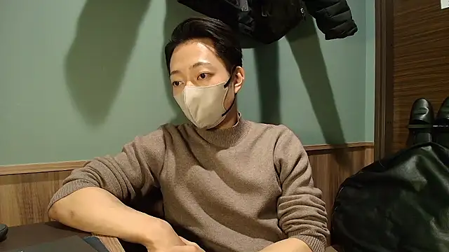 i am Hiro online show from February 13, 3:35 am