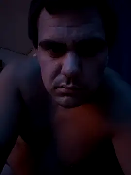 bearwalk203 online show from September 26, 4:43 am