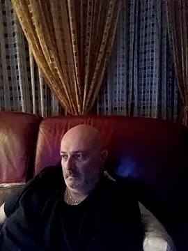 Snapshot of Alexis_Bull chatting on October 19, 10:57 pm Alexis Bull online show from October 19, 10:57 pm