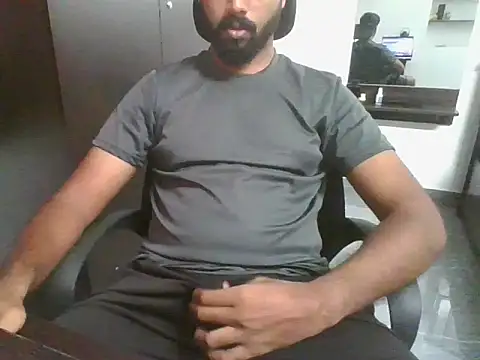 lovelyakash69 online show from October 13, 4:29 am