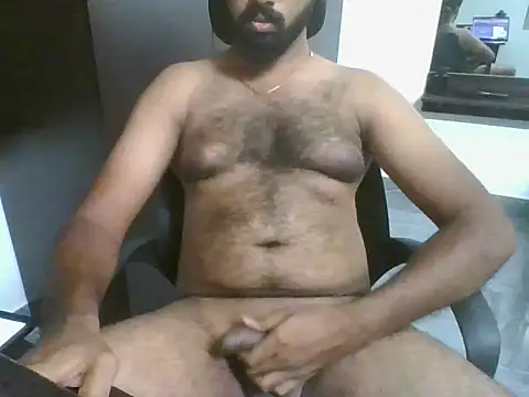 lovelyakash69 online show from October 3, 11:48 am