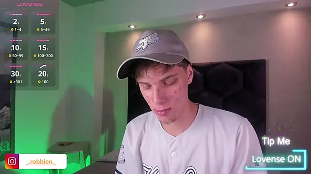 Robbin Blaze online show from April 13, 4:24 am