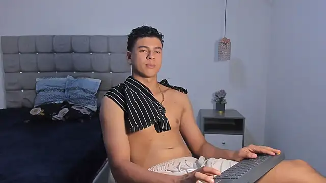 Santy Stump online show from February 17, 11:25 pm