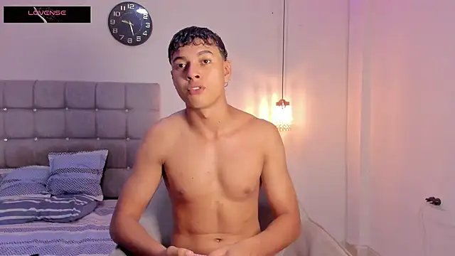 Santy Stump online show from October 22, 9:07 pm