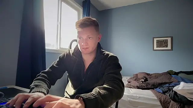 lustylyndon online show from May 15, 4:37 pm