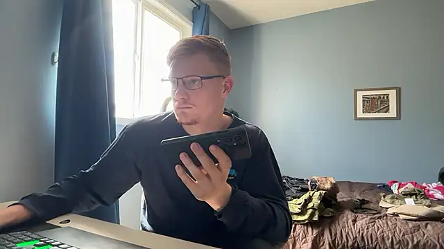 lustylyndon online show from June 8, 5:47 pm
