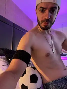 AxelThompson  online show from September 17, 11:22 am