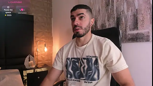 AxelThompson  online show from September 15, 11:55 am