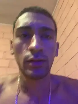 dotado22cmpoa online show from March 25, 3:32 am