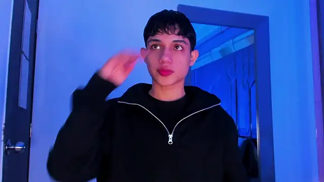 Sebax Young online show from March 28, 3:51 am