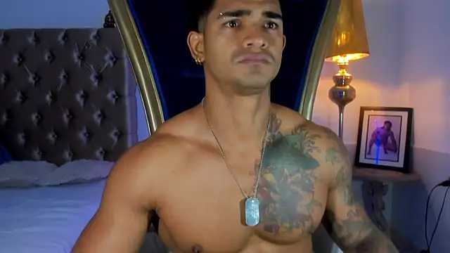 antonio  444 online show from October 2, 11:47 am