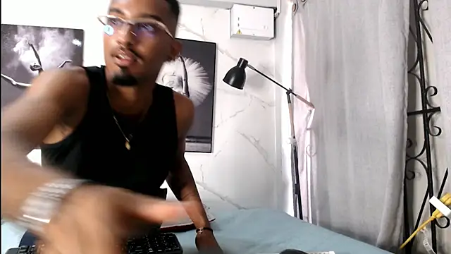 Darwin mayo online show from November 10, 5:18 pm