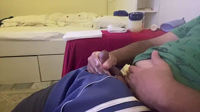 qnawafp online show from October 25, 11:45 am