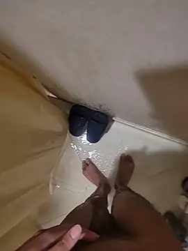 catluvr999 online show from February 4, 3:12 am