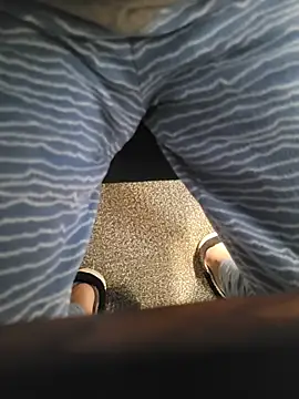 catluvr999 online show from January 31, 7:11 pm