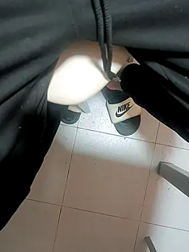 berto acierto98 online show from December 22, 5:26 am