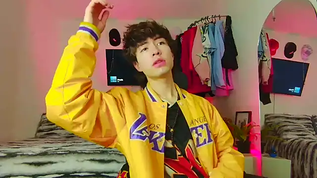 Tonerii online show from October 14, 11:45 pm