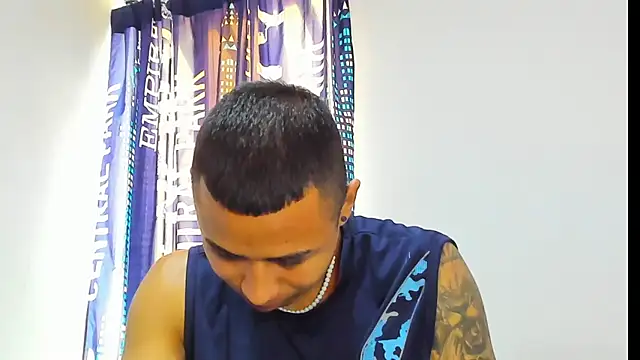  Logan Colton  online show from December 2, 5:27 pm