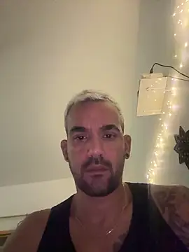 WolfPetter online show from June 3, 2:02 am