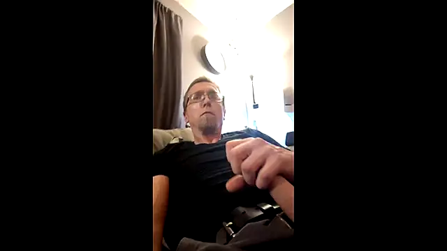 thickhardlong online show from November 6, 4:37 am