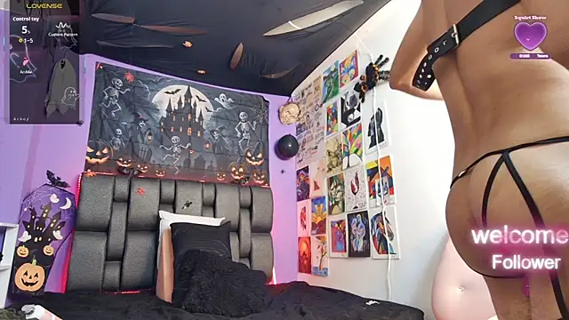 ashtoncooperr online show from October 21, 8:01 pm