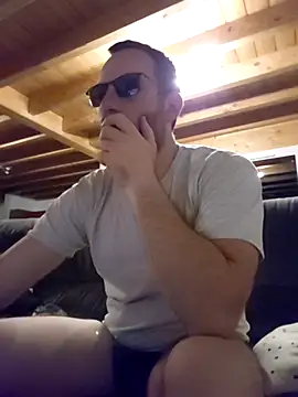 BrunJulienMetis online show from February 9, 7:18 pm