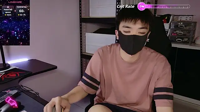 Snapshot of doggyman523 chatting on October 10, 4:01 pm doggyman523 online show from October 10, 4:01 pm