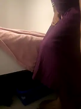 YourSlutBoySl online show from December 1, 5:27 pm