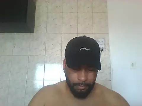 OliveiraSeven online show from July 21, 5:26 pm