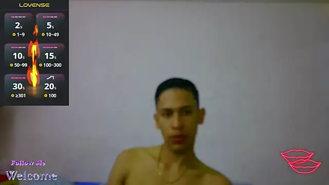 dylan apol0 online show from April 15, 4:01 am