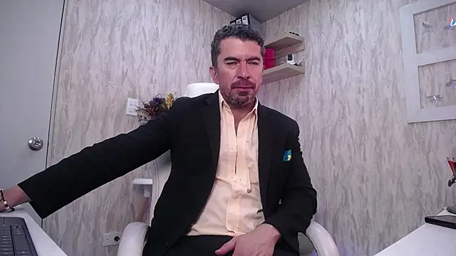 JuanKFit 45 online show from February 20, 6:19 am