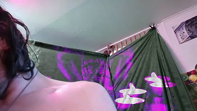 MasterDaddyCool online show from October 18, 5:23 am