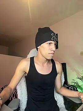 santiago cutex online show from February 15, 10:07 pm