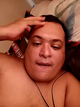 Snapshot of Andresdavid33 chatting on October 11, 4:11 pm Andresdavid33 online show from October 11, 4:11 pm