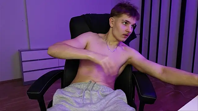 Mark Karson online show from December 1, 8:34 pm