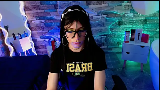 Snapshot of boyfox_tay chatting on October 18, 4:50 am boyfox tay online show from October 18, 4:50 am