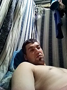 jjhojan11 online show from February 8, 2:06 am