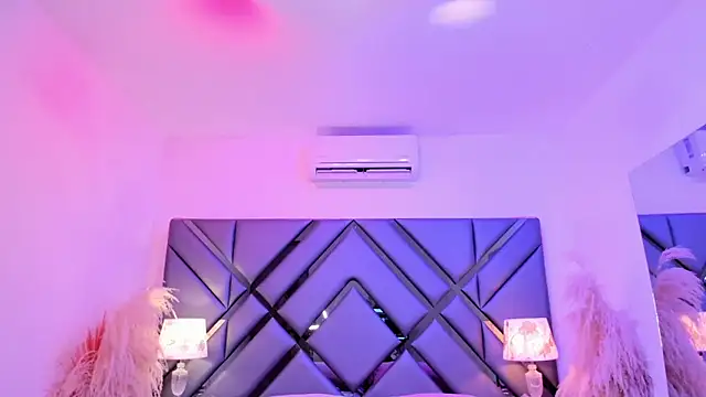 Milan LewisS online show from February 24, 12:06 pm