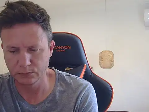 TroyDieselXXX online show from December 14, 4:52 am