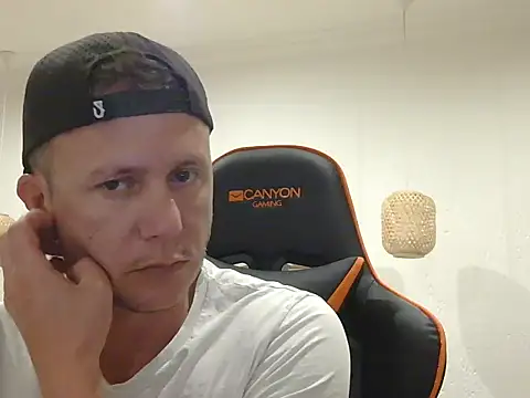 TroyDieselXXX online show from March 30, 5:03 pm