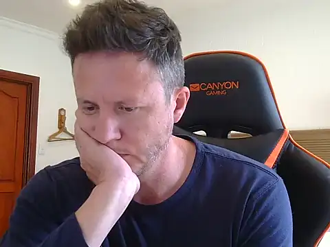 TroyDieselXXX online show from November 26, 7:22 am