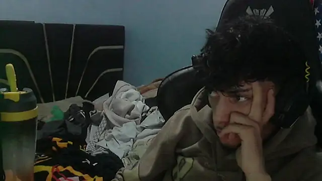 Dark DesireX online show from February 17, 7:35 pm