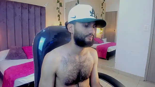 Ryan Jackson  online show from November 13, 2:11 pm