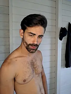 BigJuqui online show from October 11, 1:26 pm