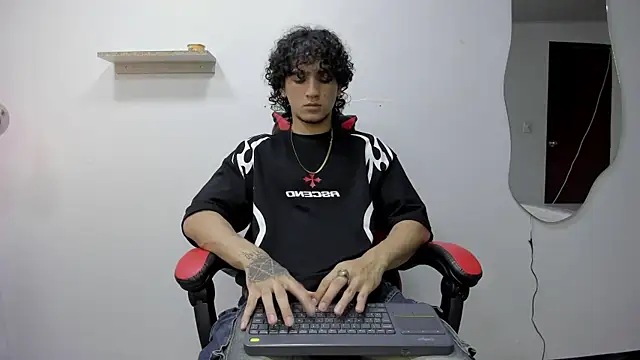 JackesTaylor online show from November 5, 5:09 am