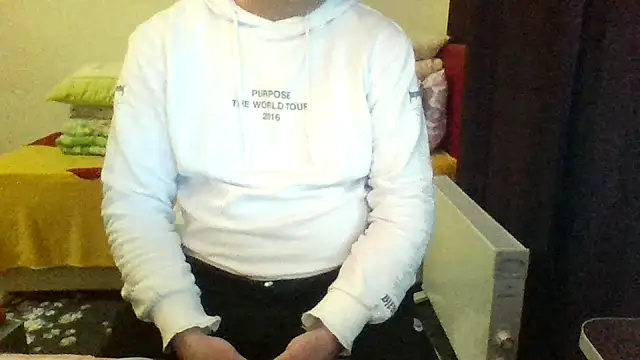 st206boy online show from April 13, 12:00 am