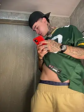 samm4044 online show from December 14, 12:28 am