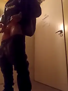 Barber33zk online show from April 13, 10:32 pm