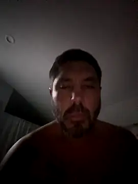 Snapshot of Maine8in chatting on October 28, 11:45 am Maine8in online show from October 28, 11:45 am