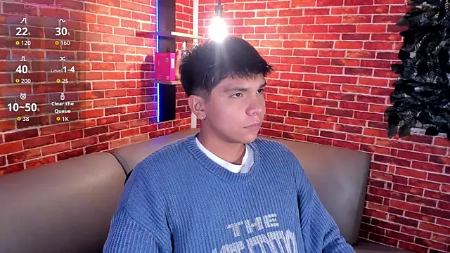 Thiago Kozak online show from April 15, 1:33 pm